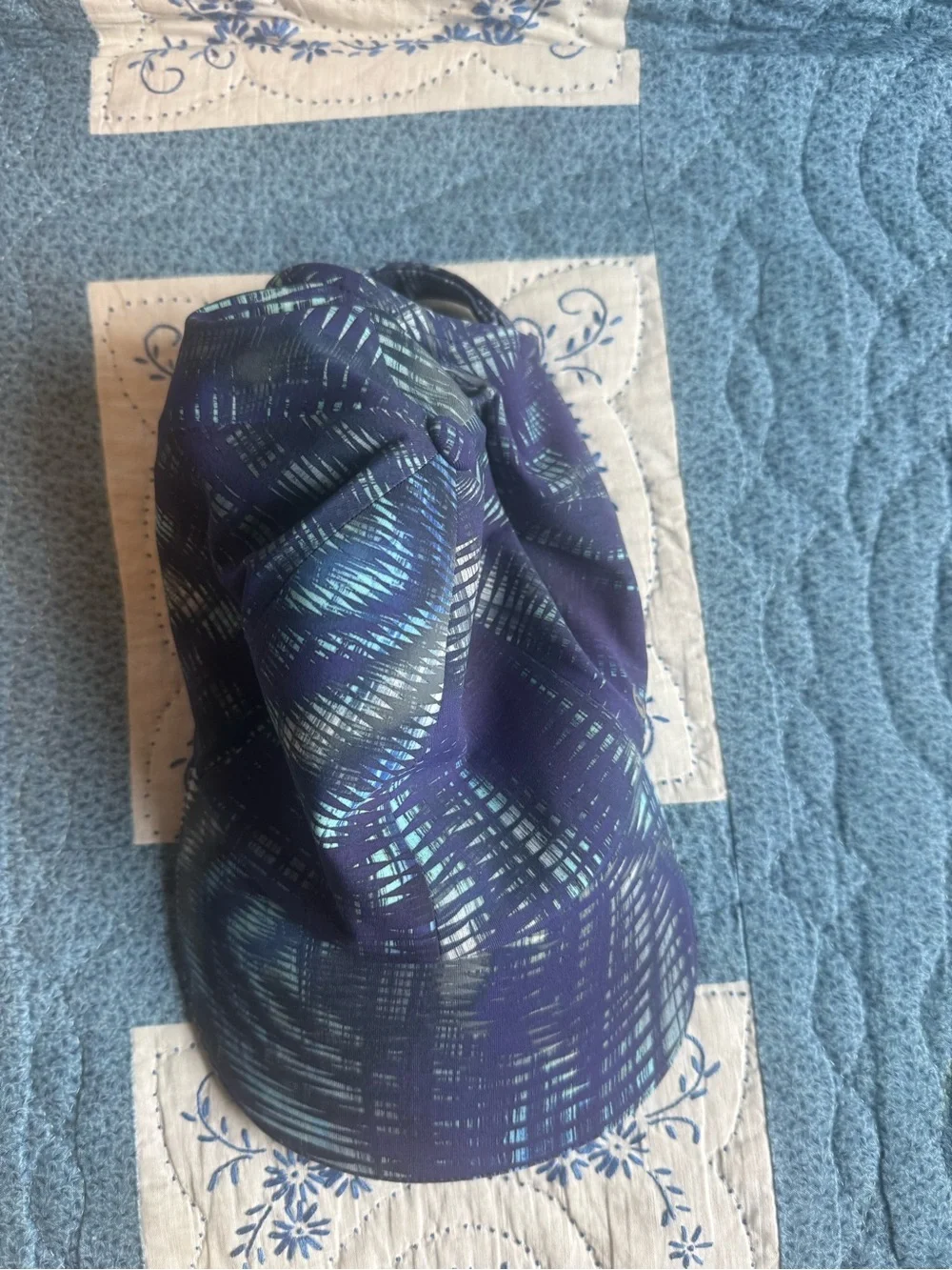 Lululemon Womens Fast and Free Running Hat Shapeshifter Flux Blue Multi